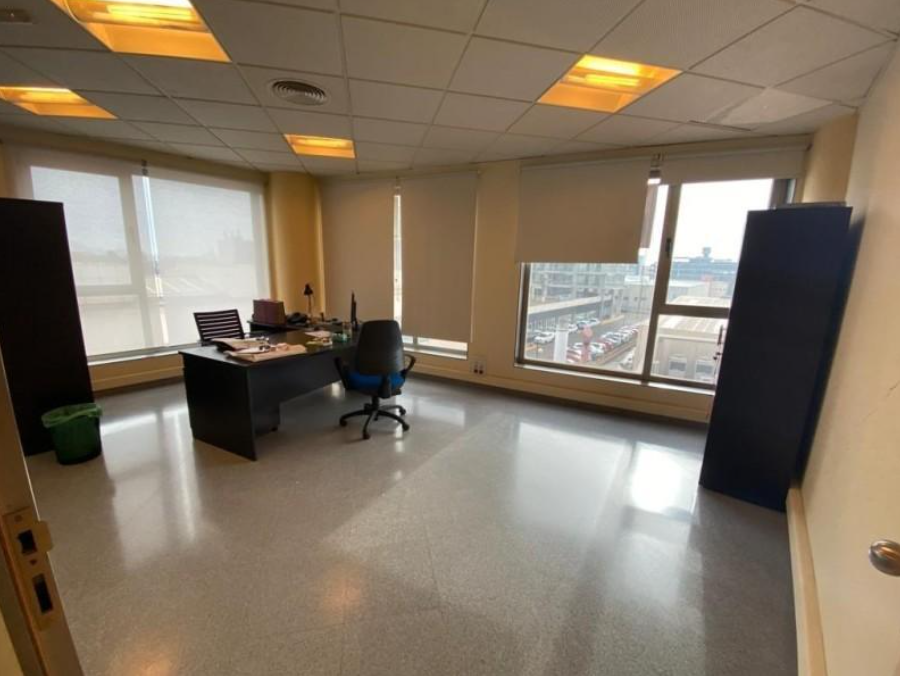 Alquiler oficina en Avenida Teniente Montesinos - Imagen 2