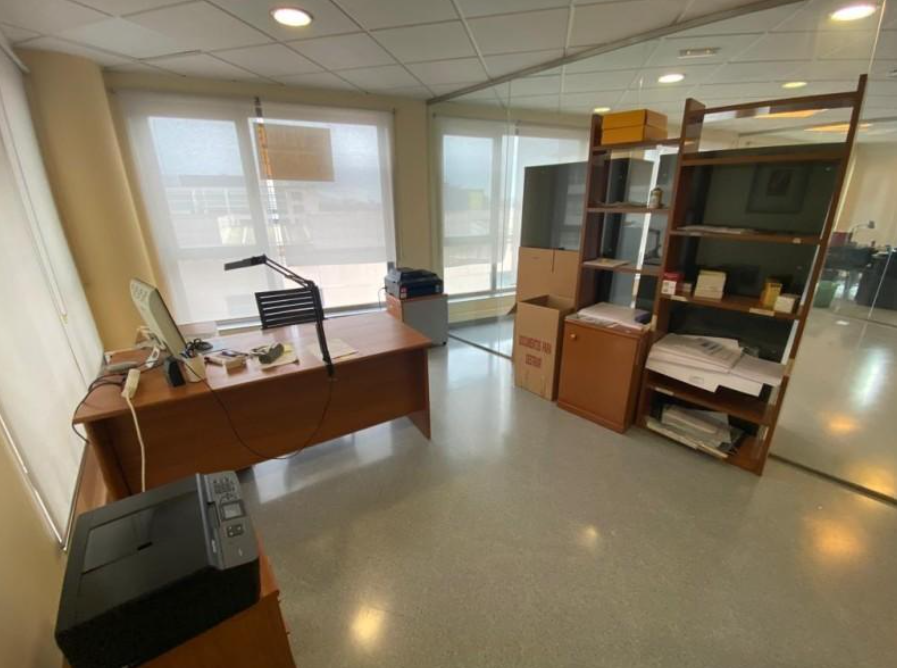 Alquiler oficina en Avenida Teniente Montesinos - Imagen 10