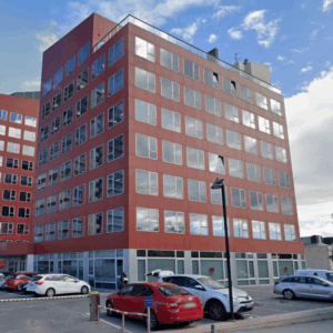 Alquiler oficina en Avenida Teniente Montesinos